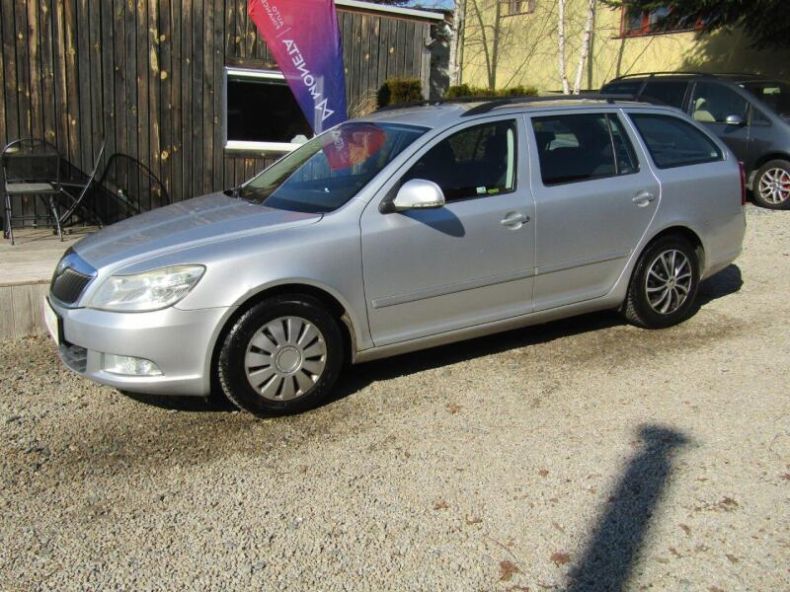 Škoda Octavia - hlavní fotka
