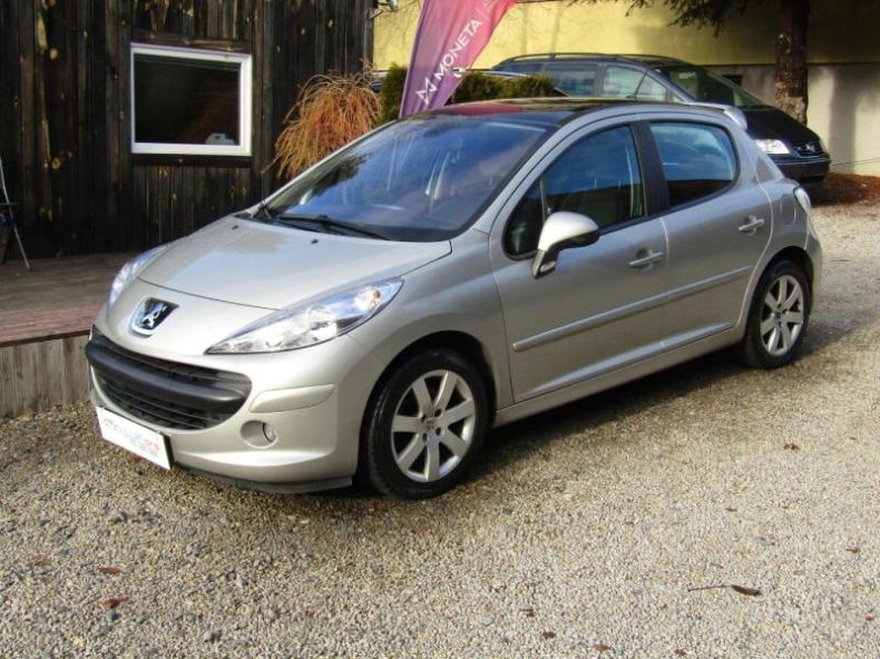 Peugeot 207 - hlavní foto
