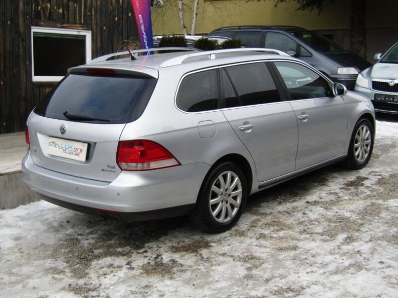 Volkswagen Golf - hlavní fotka