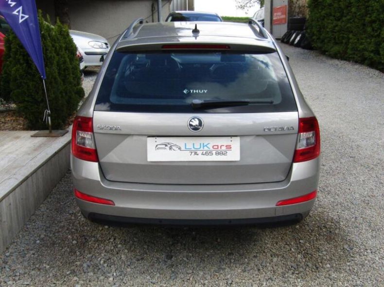 Škoda Octavia - hlavní fotka