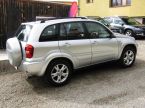 Toyota RAV 4 - fotka číslo 9