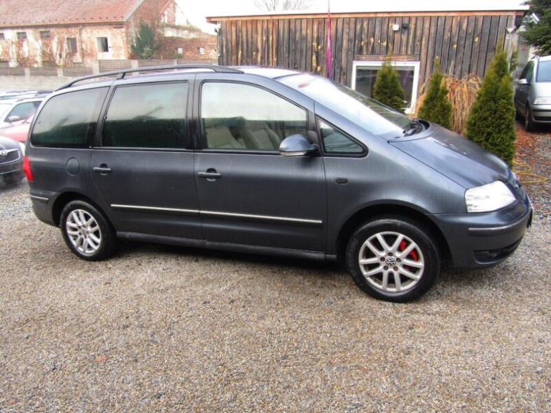Volkswagen Sharan - hlavní fotka