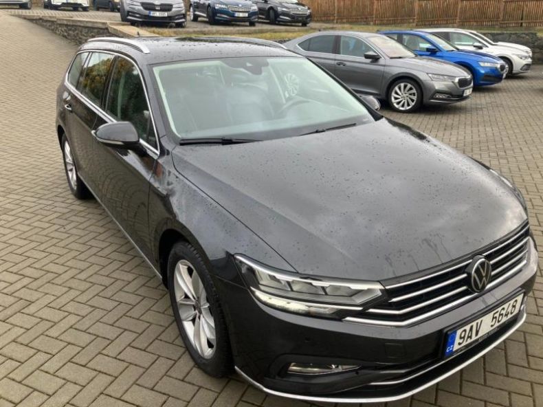 Volkswagen Passat - hlavní fotka inzerátu