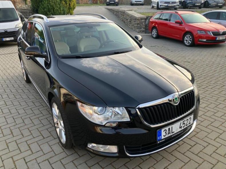 Škoda Superb - hlavní fotka inzerátu