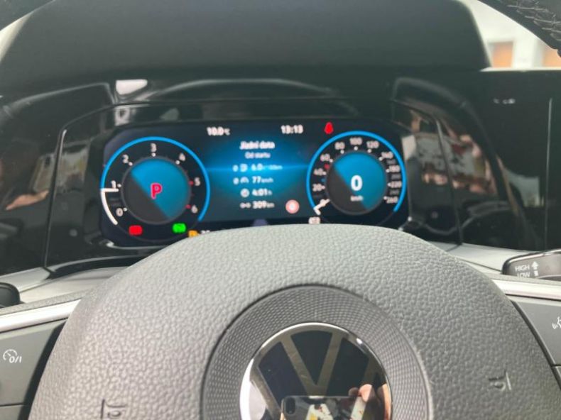 Volkswagen Golf - hlavní fotka