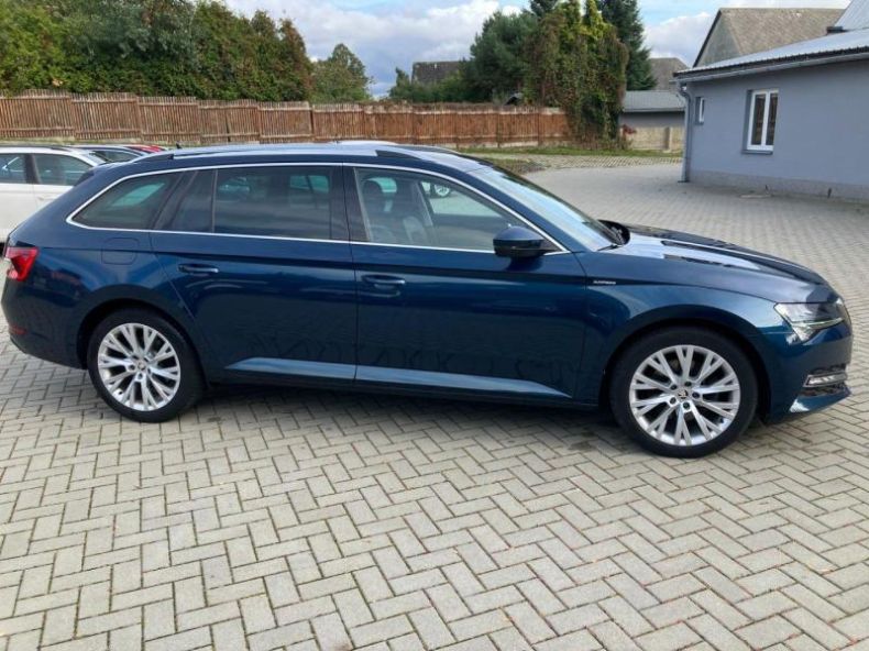 Škoda Superb - hlavní fotka