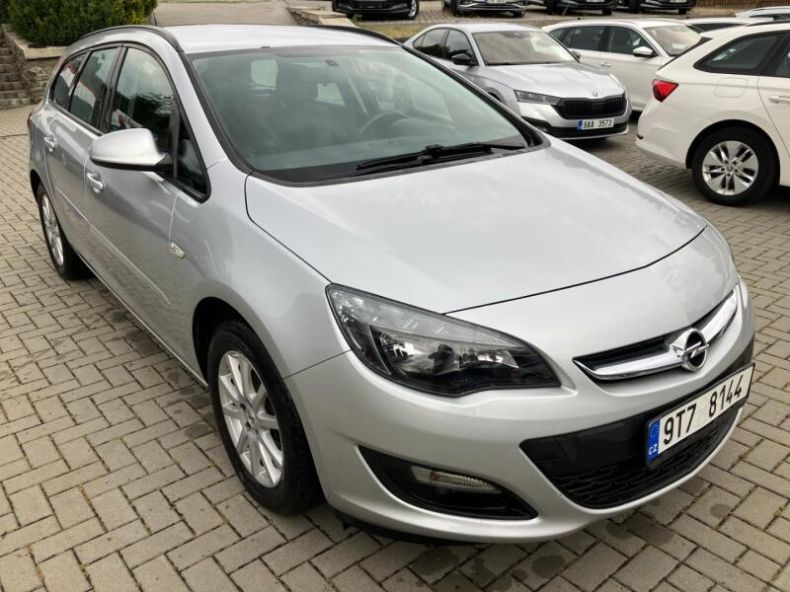 Opel Astra - hlavní fotka inzerátu