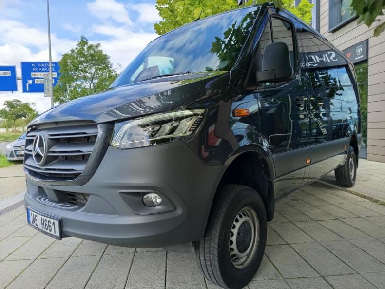 Mercedes Sprinter - hlavní fotka