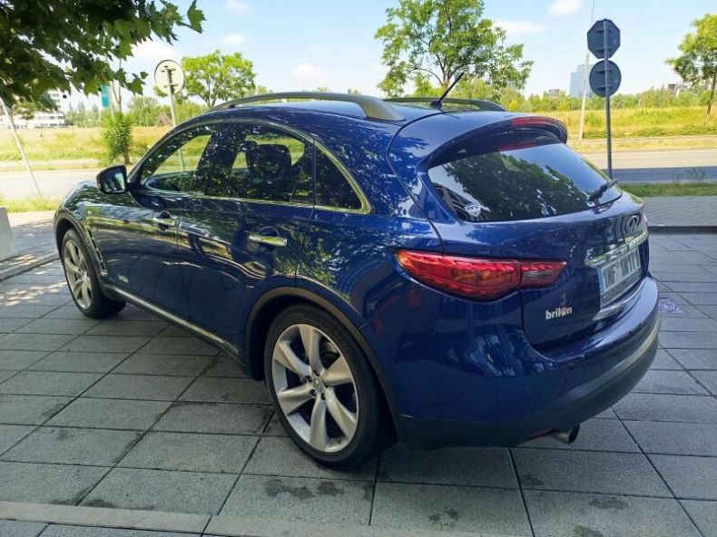Infiniti QX - hlavní fotka