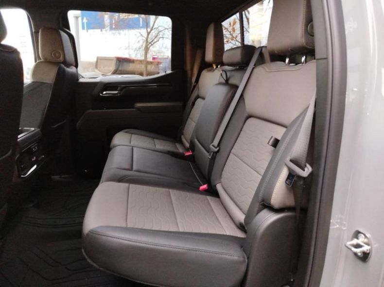 Chevrolet Silverado - hlavní fotka