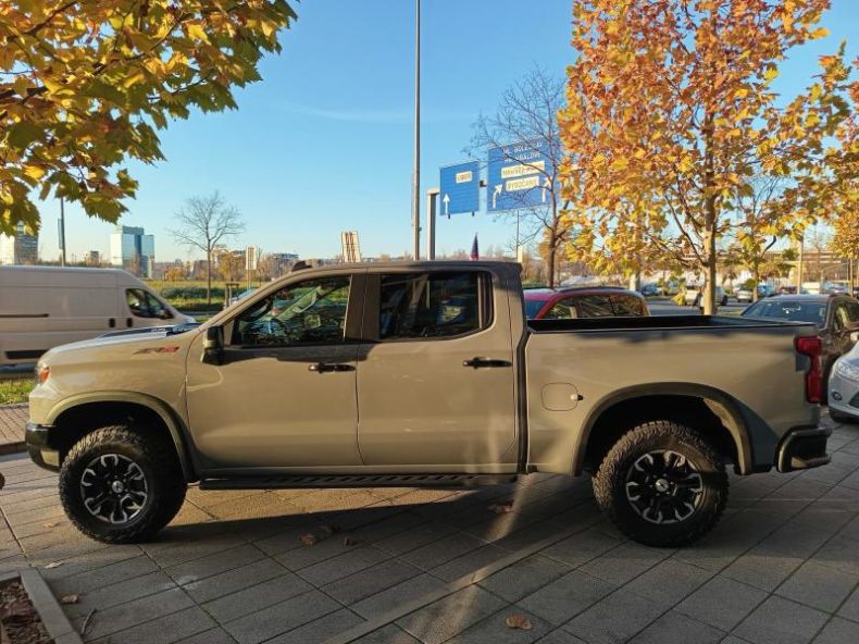 Chevrolet Silverado - hlavní fotka