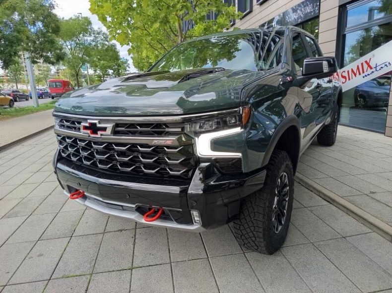 Chevrolet Silverado - hlavní foto