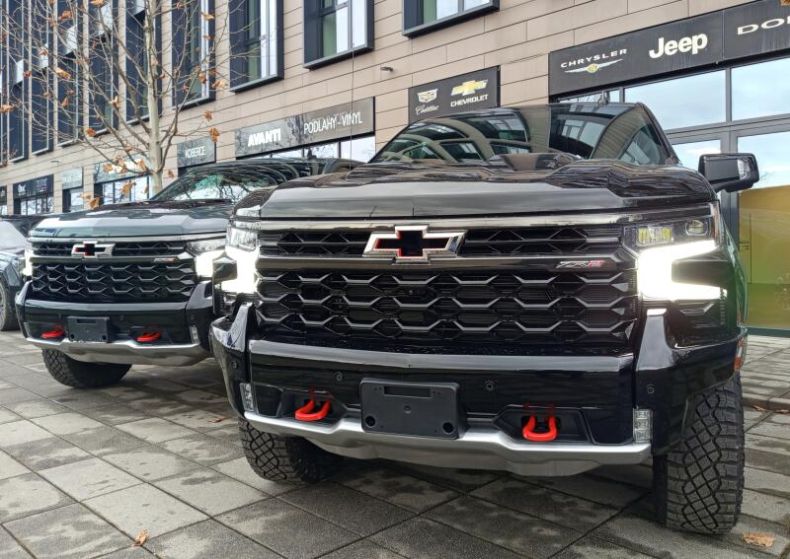 Chevrolet Silverado - hlavní fotka inzerátu