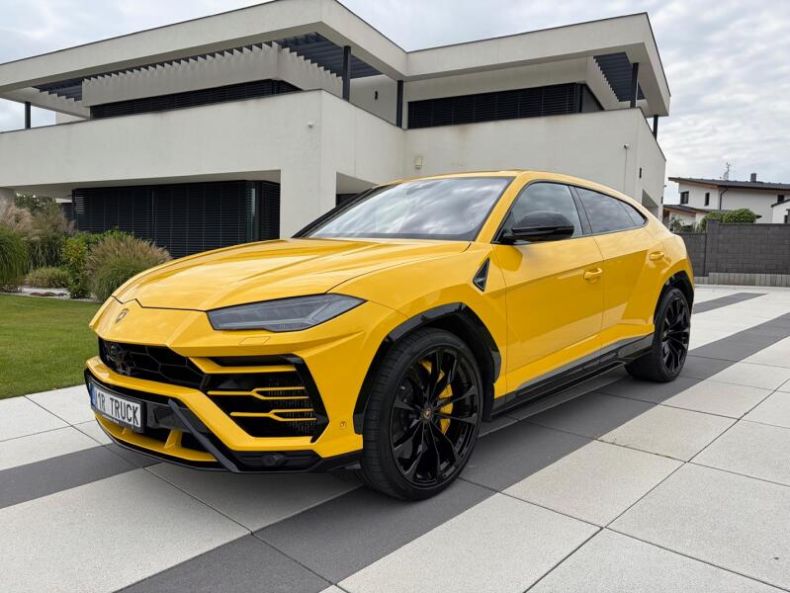 Lamborghini Urus - hlavní foto