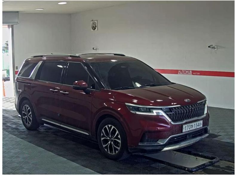 Kia Carnival - hlavní foto