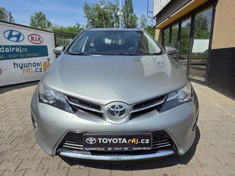 Toyota Auris - hlavní fotka inzerátu