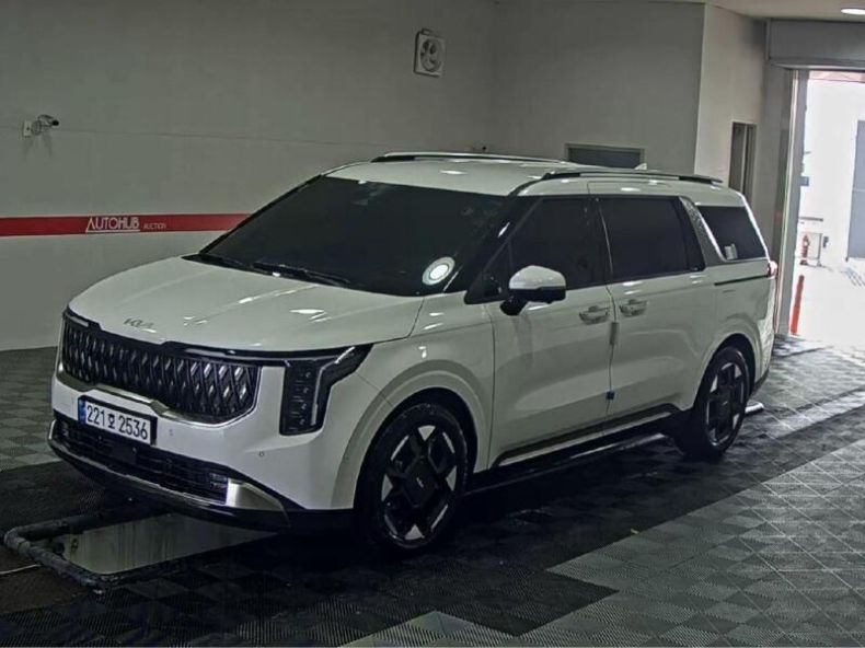 Kia Carnival - hlavní fotka