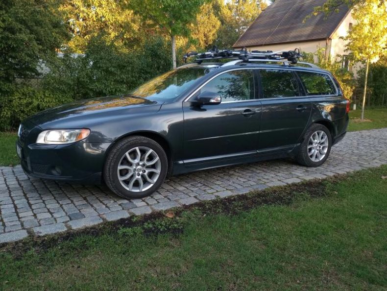 Volvo V70 - hlavní fotka inzerátu