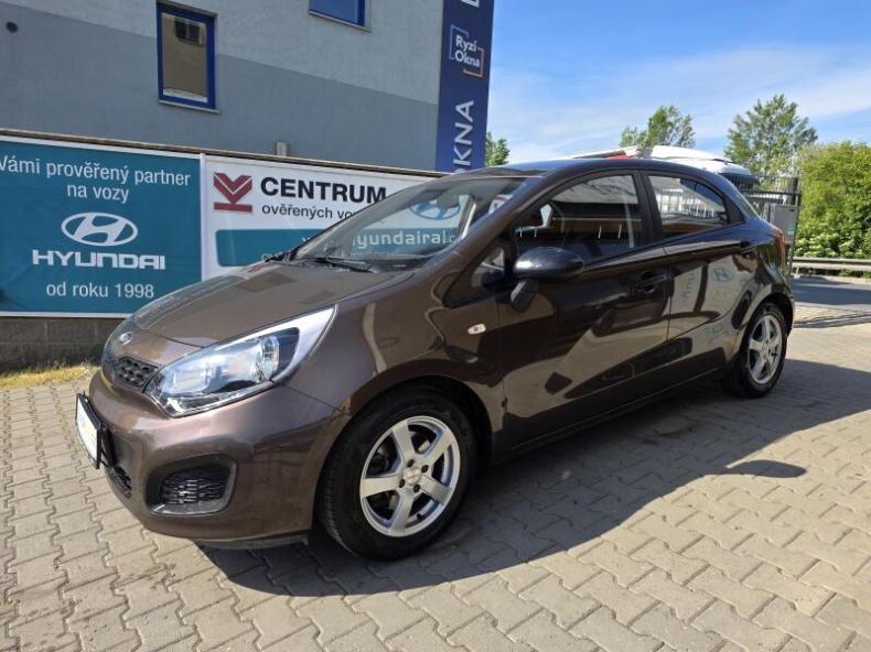 Kia Rio - hlavní fotka