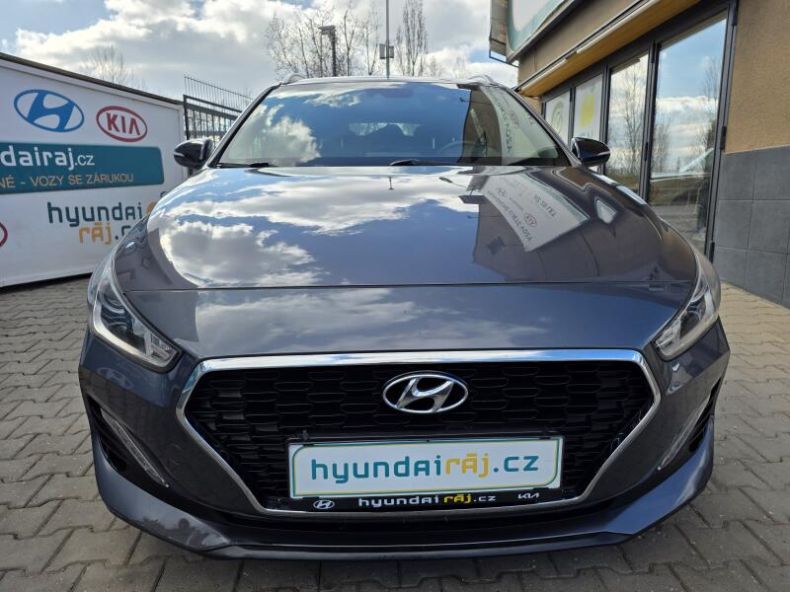 Hyundai i30 - hlavní foto