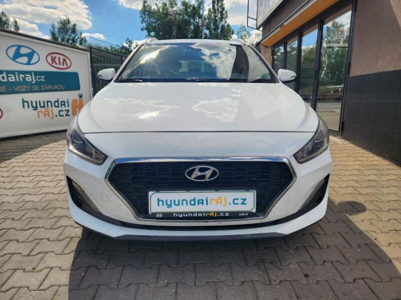 Hyundai i30 - hlavní fotka