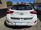 Hyundai i30 - fotka číslo 13