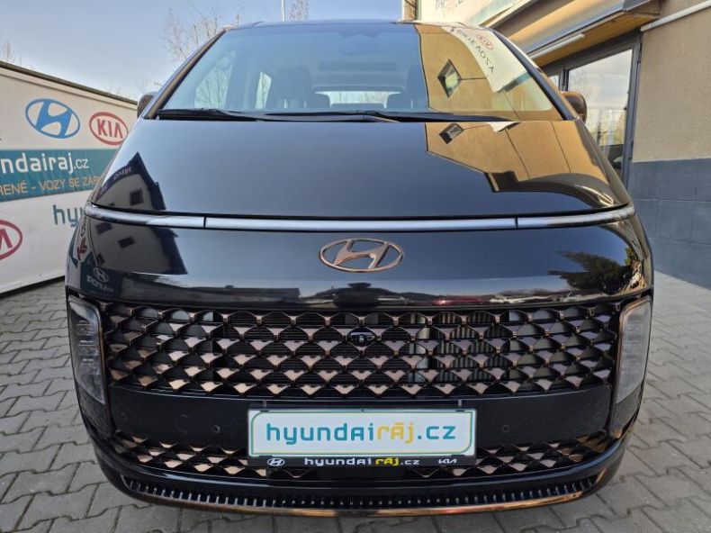 Hyundai Staria - hlavní foto
