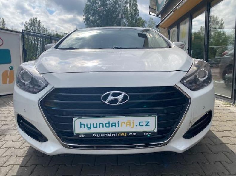 Hyundai i40 - hlavní fotka