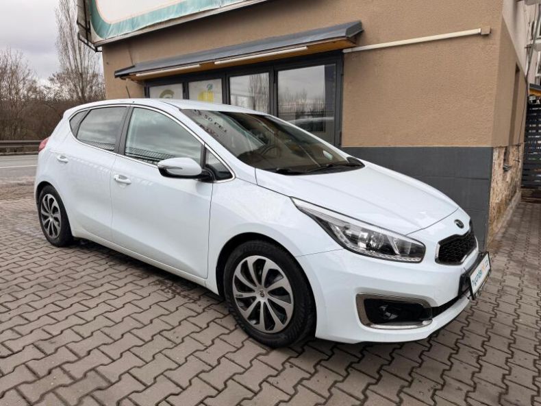 Kia Cee'd - hlavní fotka