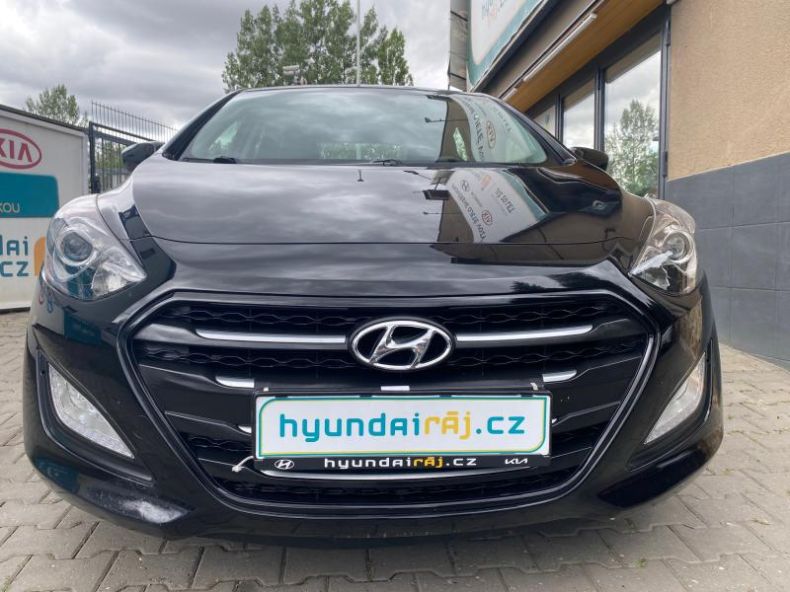 Hyundai i30 - hlavní foto