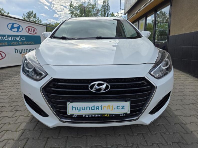 Hyundai i40 - hlavní foto