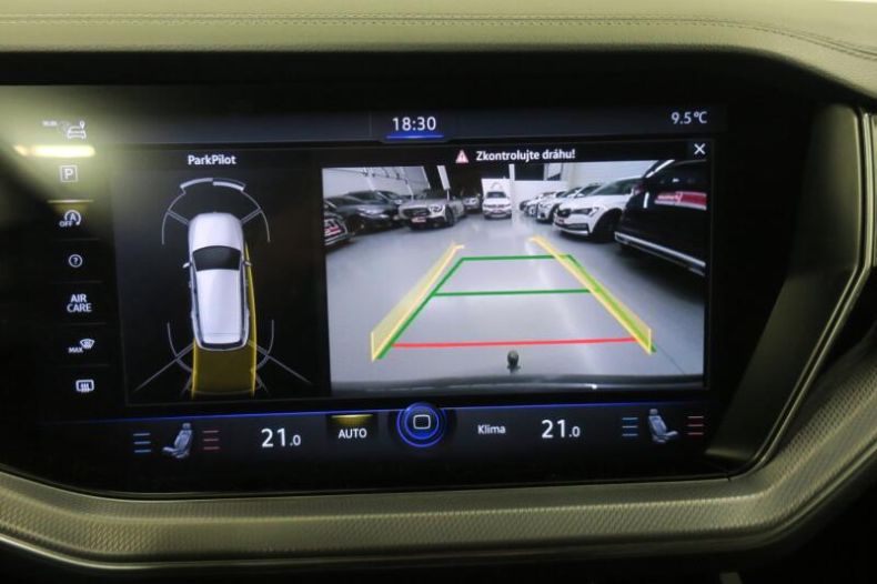 Volkswagen Touareg - hlavní fotka