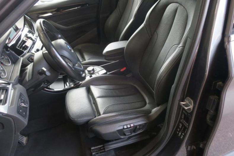 BMW X1 - hlavní fotka