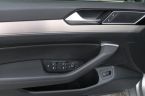 Volkswagen Passat - fotka číslo 11