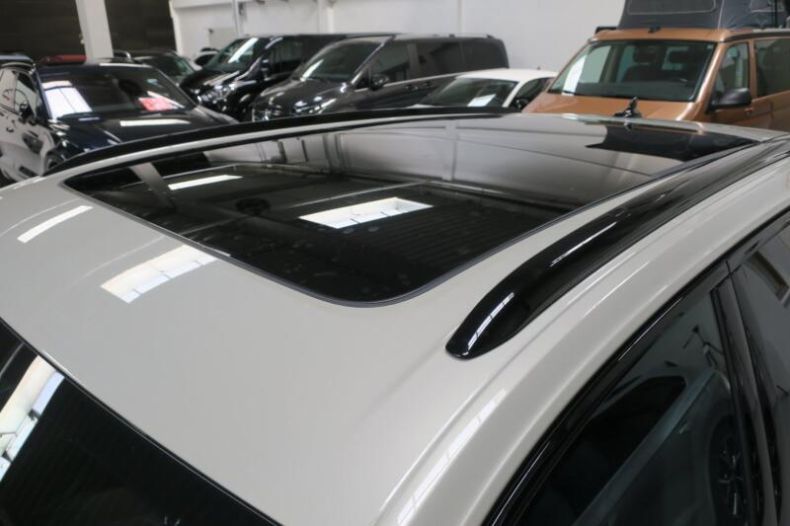 Volkswagen Touareg - hlavní fotka