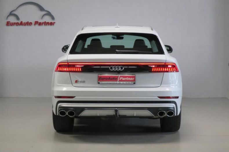Audi Q8 - hlavní fotka