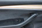 Tesla Model 3 - fotka číslo 11