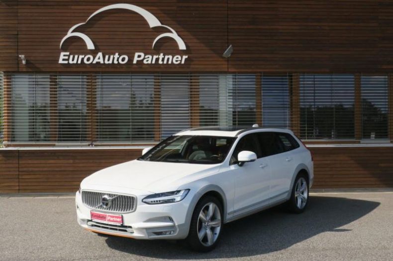 Volvo V90 - hlavní fotka inzerátu