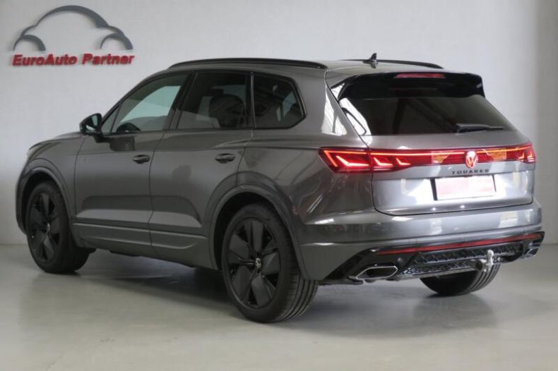 Volkswagen Touareg - hlavní fotka