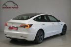 Tesla Model 3 - fotka číslo 3