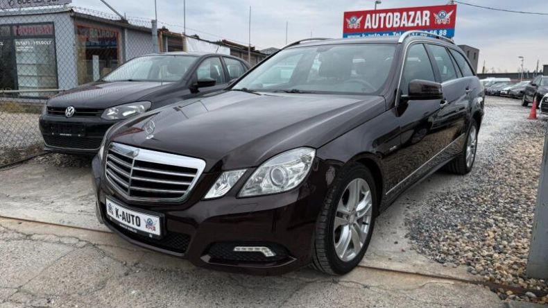 Mercedes Třída E - hlavní foto