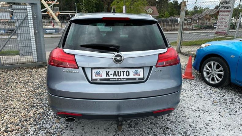 Opel Insignia - hlavní fotka