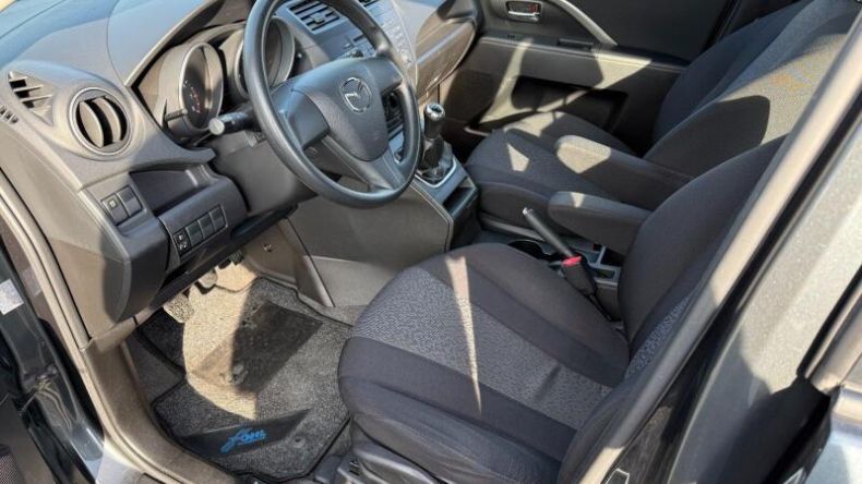 Mazda 5 - hlavní fotka