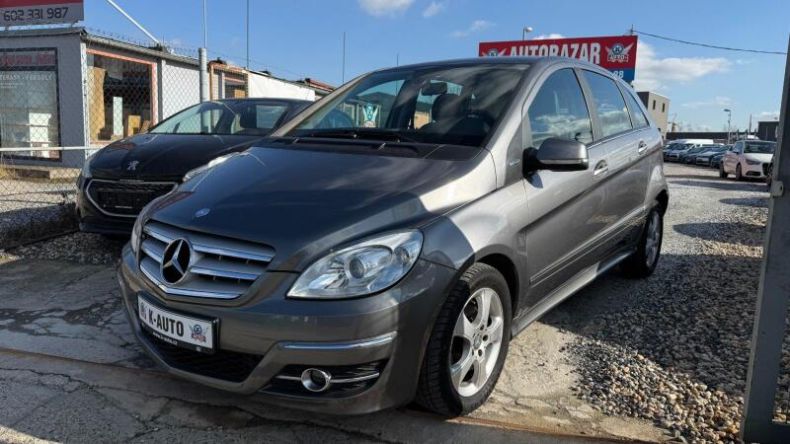 Mercedes Třída B - hlavní foto