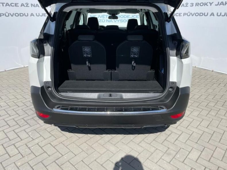 Peugeot 5008 - hlavní fotka