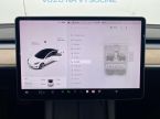 Tesla Model 3 - fotka číslo 17