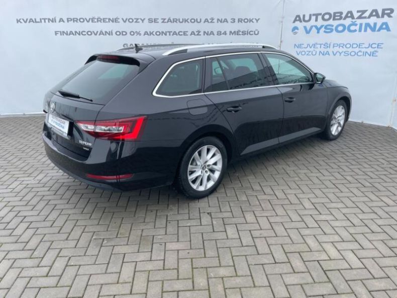 Škoda Superb - hlavní fotka