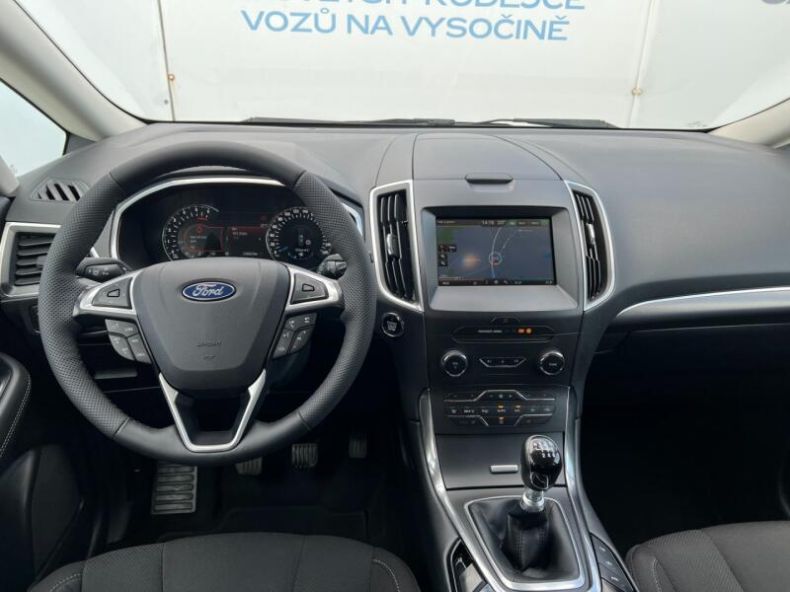 Ford S-MAX - hlavní fotka