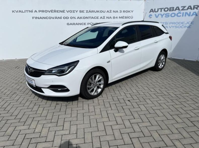 Opel Astra - hlavní foto
