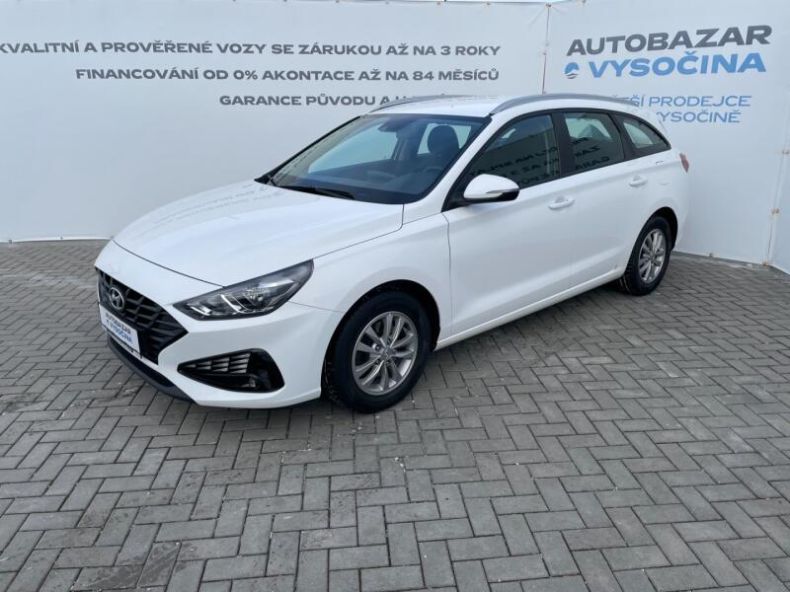 Hyundai i30 - hlavní foto